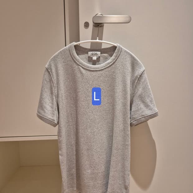 COS 그레이 반팔티 L