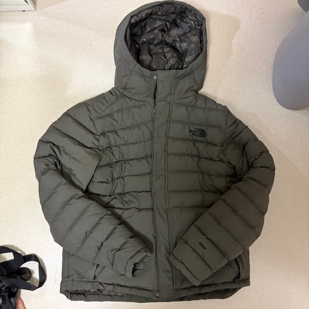 노스페이스 550 필파워 다운 경량패딩 카키 L