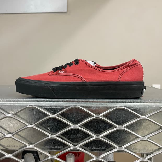 반스 어센틱 레드 블랙 255