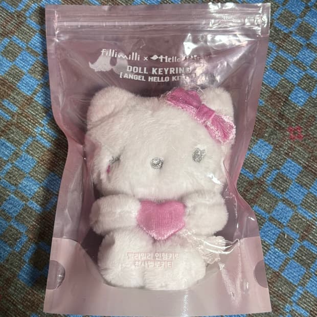 산리오x필리밀리 천사 헬로키티 키링