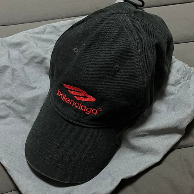 발렌시아가 볼캡