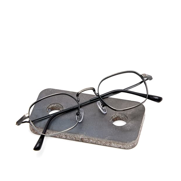 워시드블랙 컬러의 45사이즈 스퀘어 안경