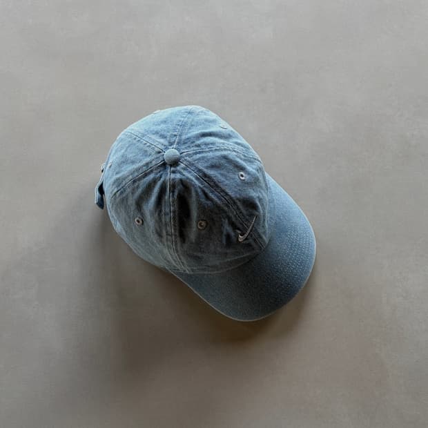 나이키 클럽 언스트럭처 데님 캡 모자