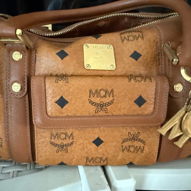 Mcm 비세토스 토트백