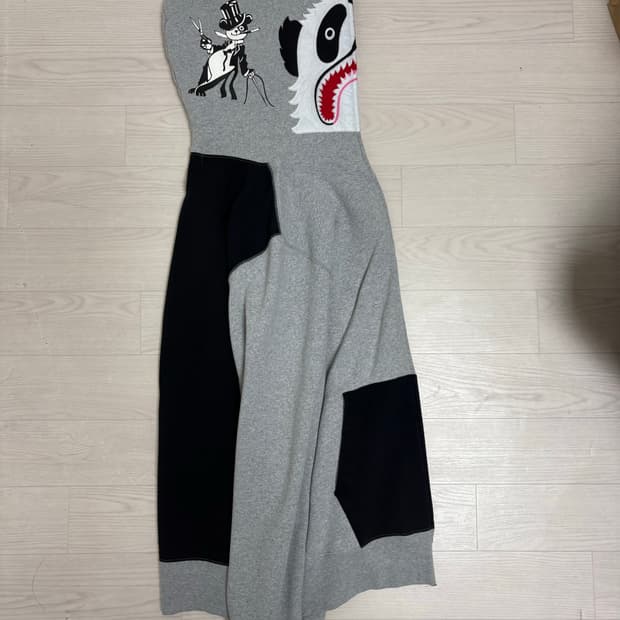 [XL] 베이프 그레이 판다 후드집업 판매합니다