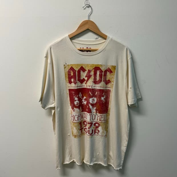 AC/DC 1979TOUR distressed bandtee