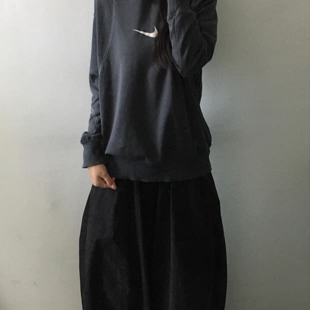 나이키 스우시로고 스티치 후드티