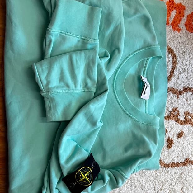 스톤아일랜드 맨투맨 1회 착용