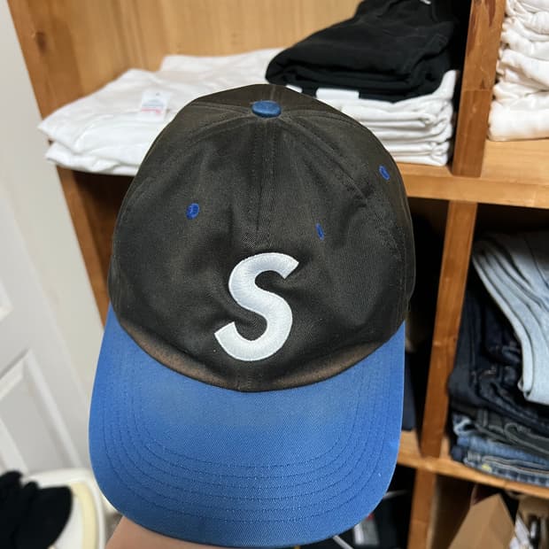 슈프림 S로고 모자