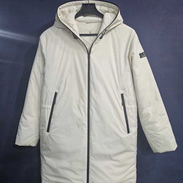 블랙컬러 아이보리컬러 남성 100 구스다운 패딩 