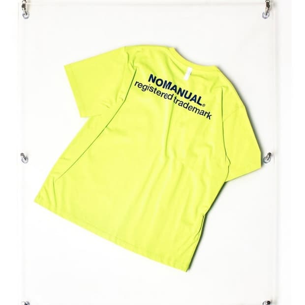 노매뉴얼 형광 반팔 티셔츠 L사이즈