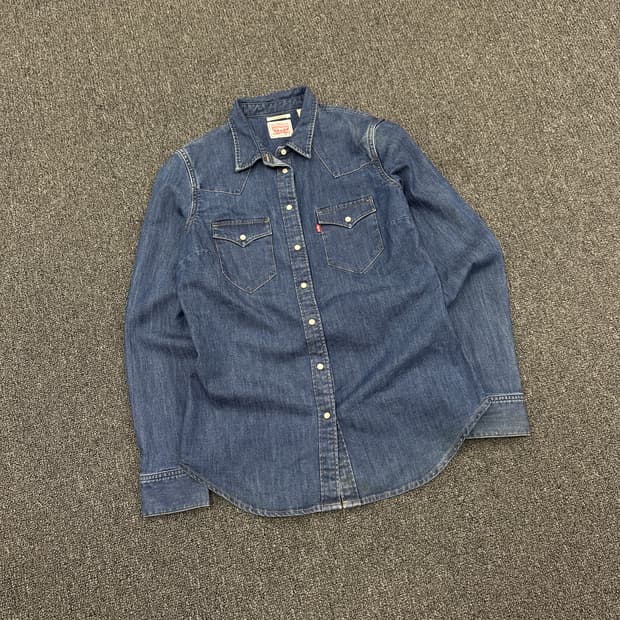 S) 리바이스 클래식 웨스턴 셔츠