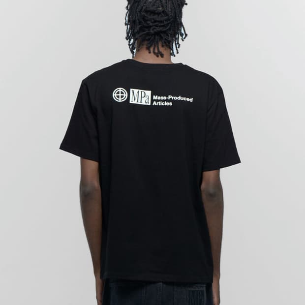 플러스틱 프로덕트 반팔