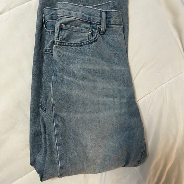 GU 커브드핏 연청 28사이즈