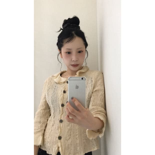 ruffle collar blouse