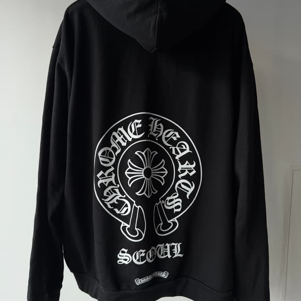 크롬하츠 서울 홀스슈 집업 후드