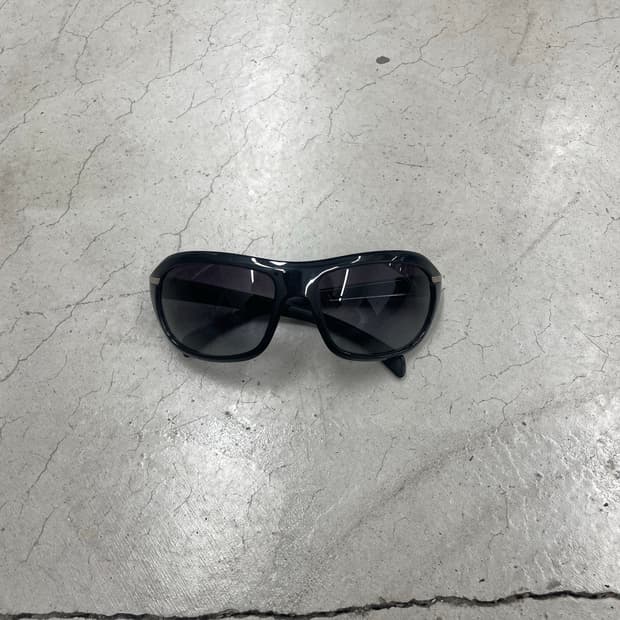 Prada sunglass