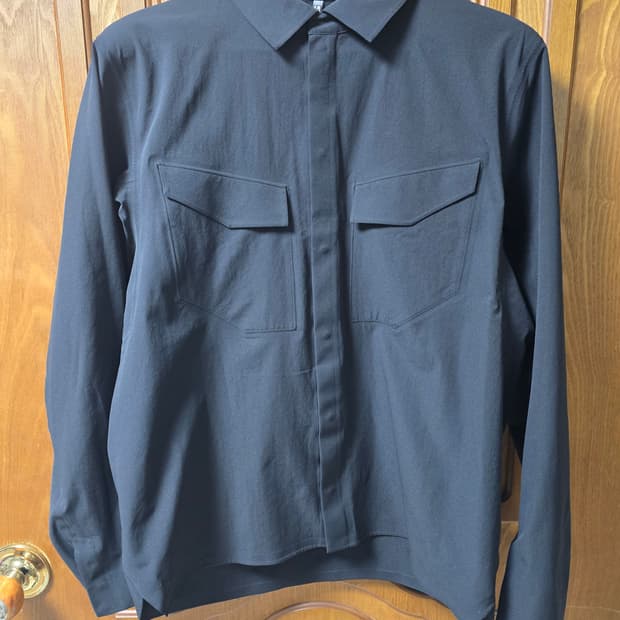 아크테릭스 베일런스 필드 LS셔츠 블랙