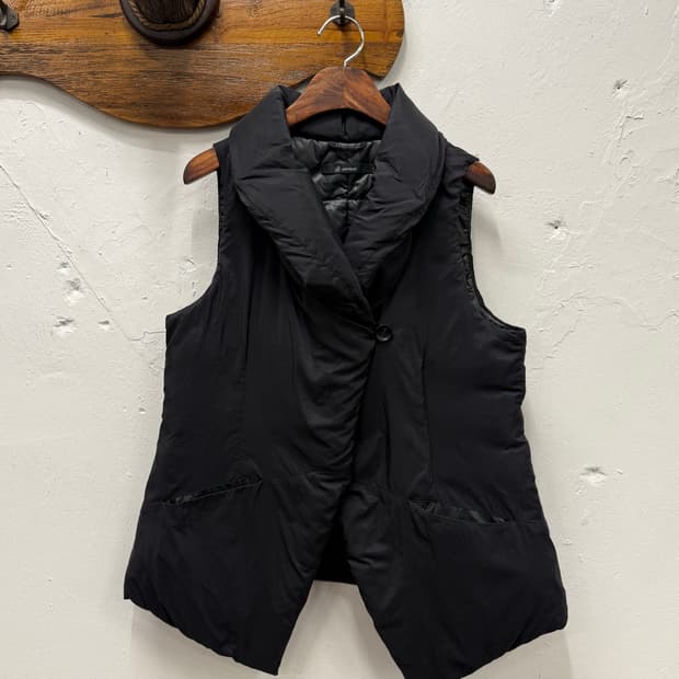 F) Johnbull Black Down Vest