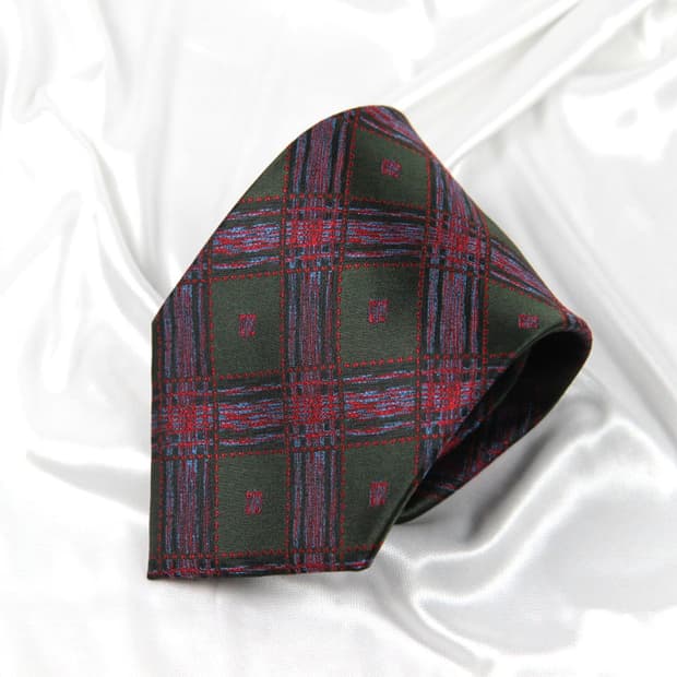 히로코 코시노 A+등급 9.3cm 남자 명품 넥타이