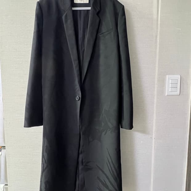 생로랑 자카드 코트 48