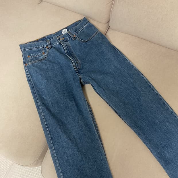 00s Levis 505