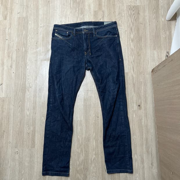 디젤 남성 레귤러 워싱 데님 청바지 32 