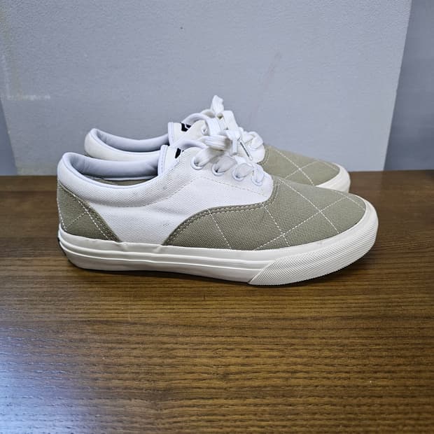 골 GOAL 스튜디오 스니커즈