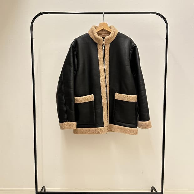 니들스 무스탕 S사이즈 