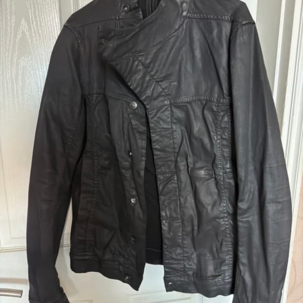 릭오웬스 슬레이브 코팅자켓