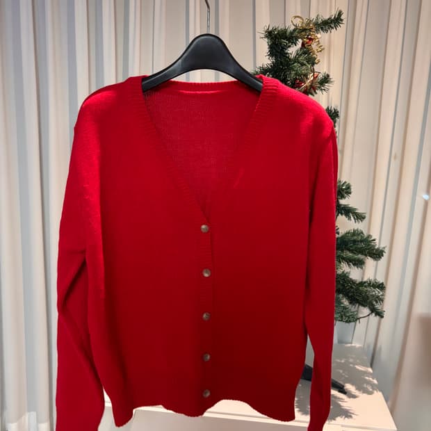 빨간 가디건