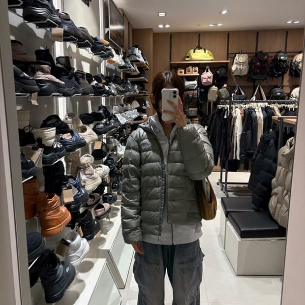 실물 존예! 새상품 노스페이스 경량패딩 마티에 라이트 카키