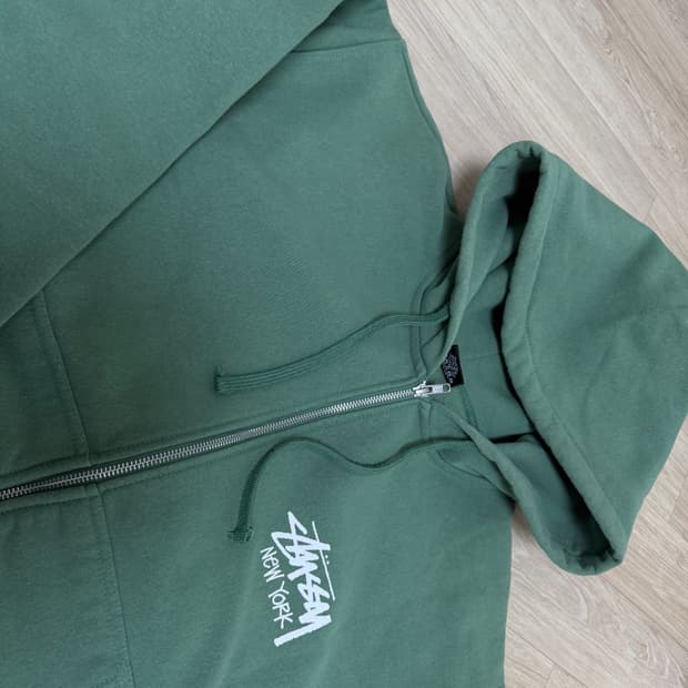 스투시 뉴욕 후드집업 그린 