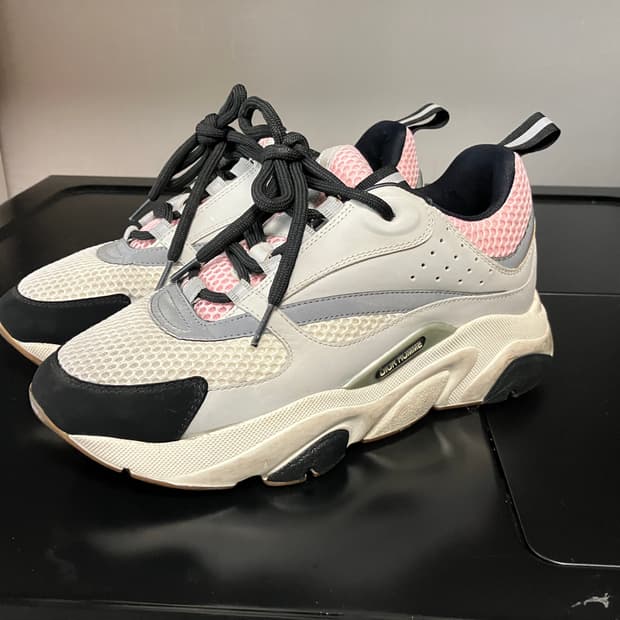 디올옴므 B22 240(38) 사이즈