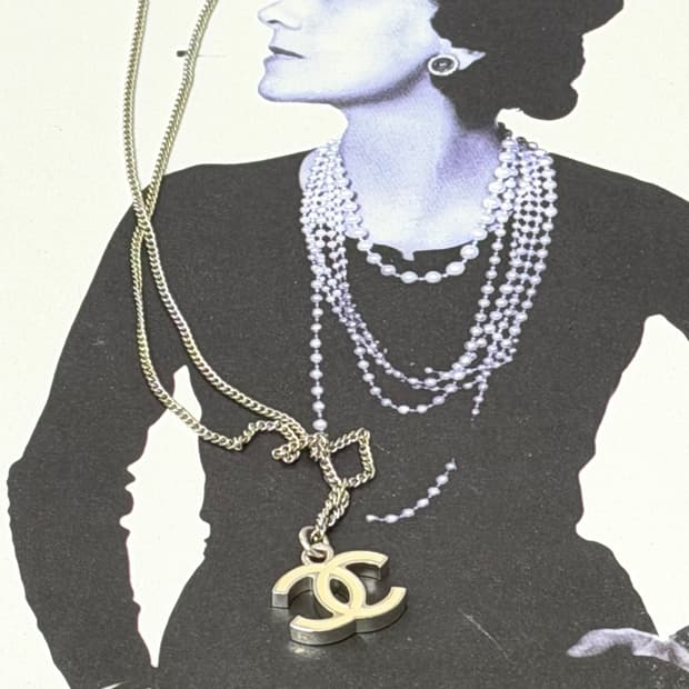 샤넬 CC 로고 에폭시목걸이 제니목걸이