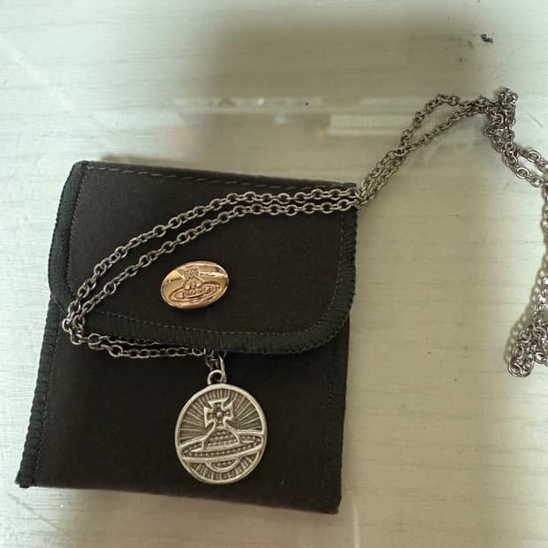 정품) 비비안 웨스트우드 리치몬드 목걸이  21년도 매장구매 