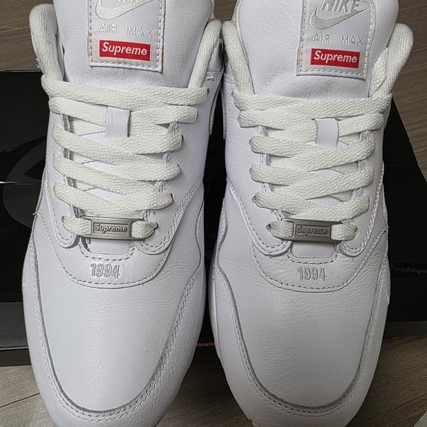 나이키 에어맥스 1 x 슈프림 흰색 280mm