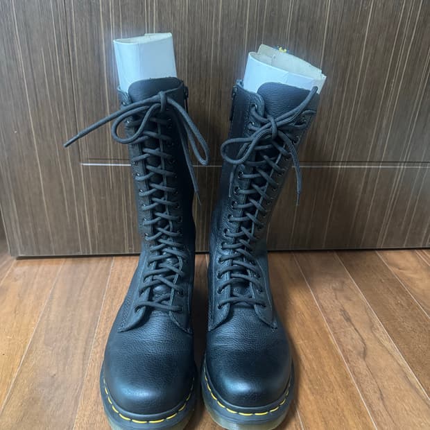 닥터마틴 14홀 250 UK6