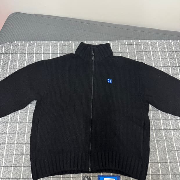 [M]아더에러 시그니피컨드 니트집업 