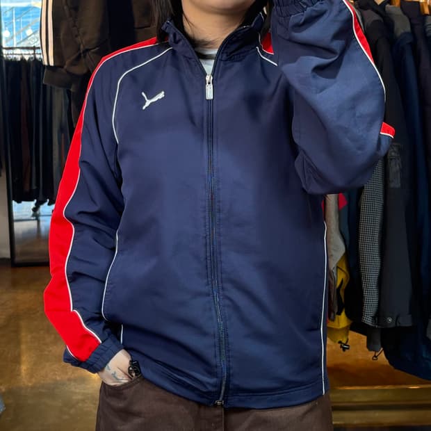 푸마 사이드라인 네이비 바람막이
