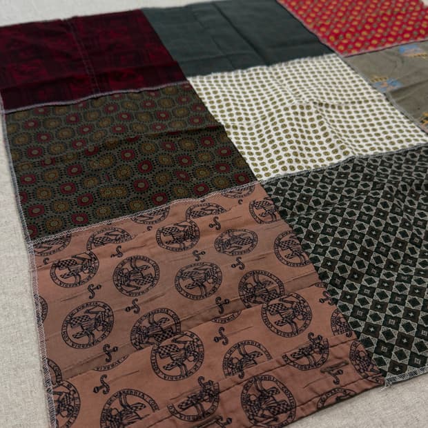 솔로이스트 앤티크 패치워크 반다나