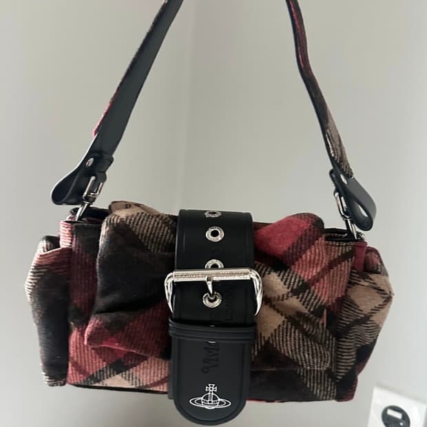 비비안웨스트우드 헤이즐 트레저 라이트 체크 숄더 백