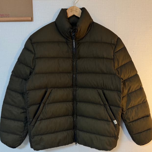 [L]CP컴퍼니 나일론 가먼트 다운 패딩 자켓 카키