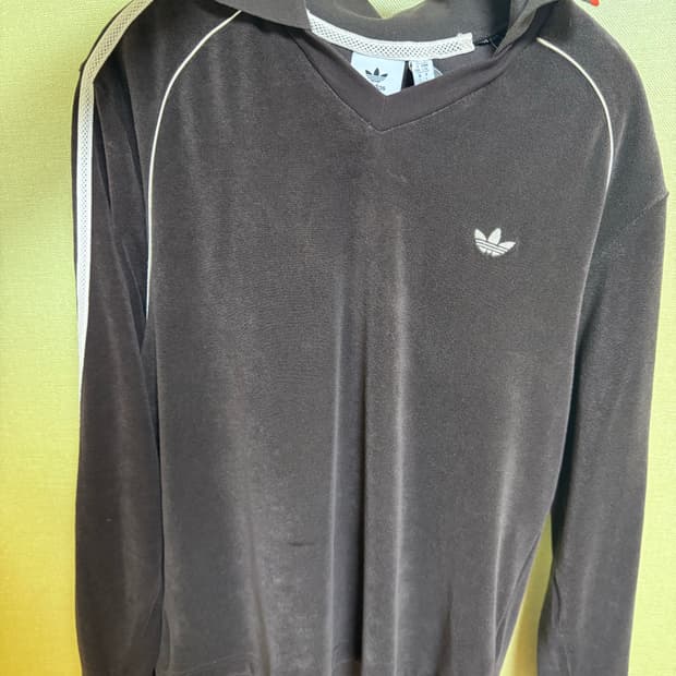 아디다스 x 웨일스보너 타월 롱 슬리브 다크 브라운