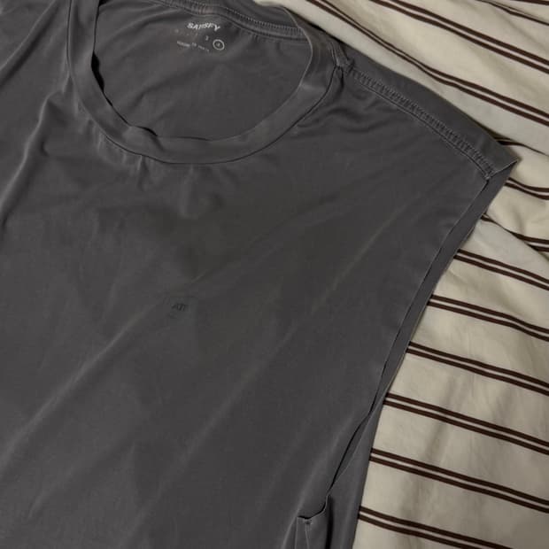 [4] Satisfy Muscle Tee Mineral Graphite