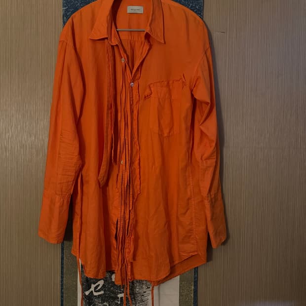 Bed j.w. Ford ribbon shirt