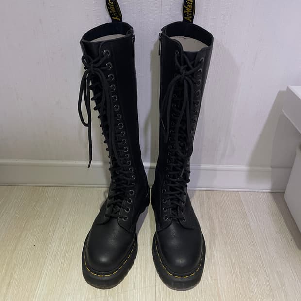 [uk4] 닥터마틴 벡스 1b06 롱부츠 230-235