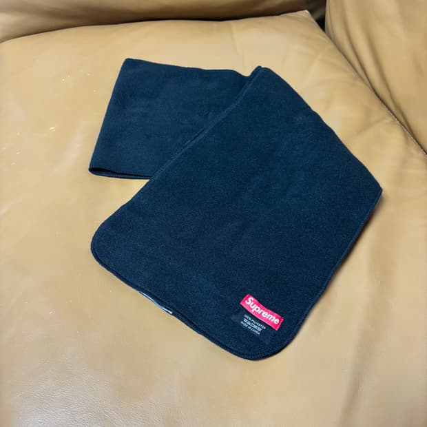 슈프림 머플러 목도리 로고 블랙