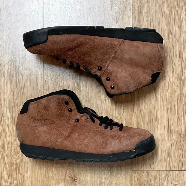 택포) 이제는 단종된 나이키 ACG 에어 마그마 된장 칼라