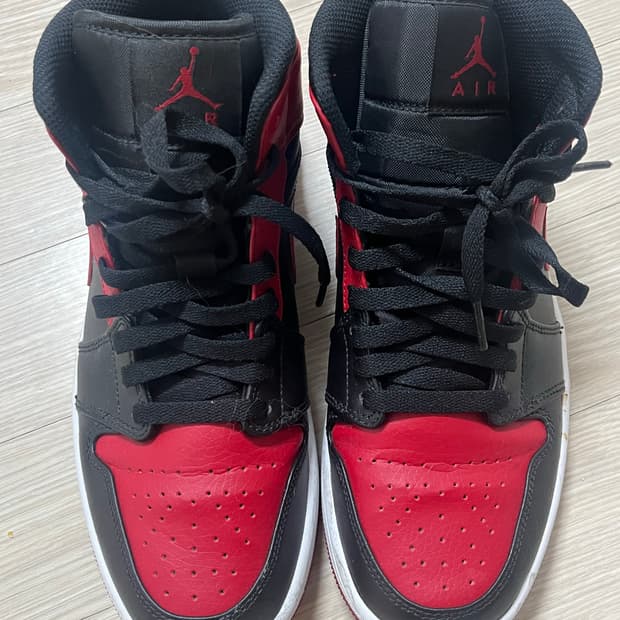 나이키 조던 1 미드 브레드 밴드 255